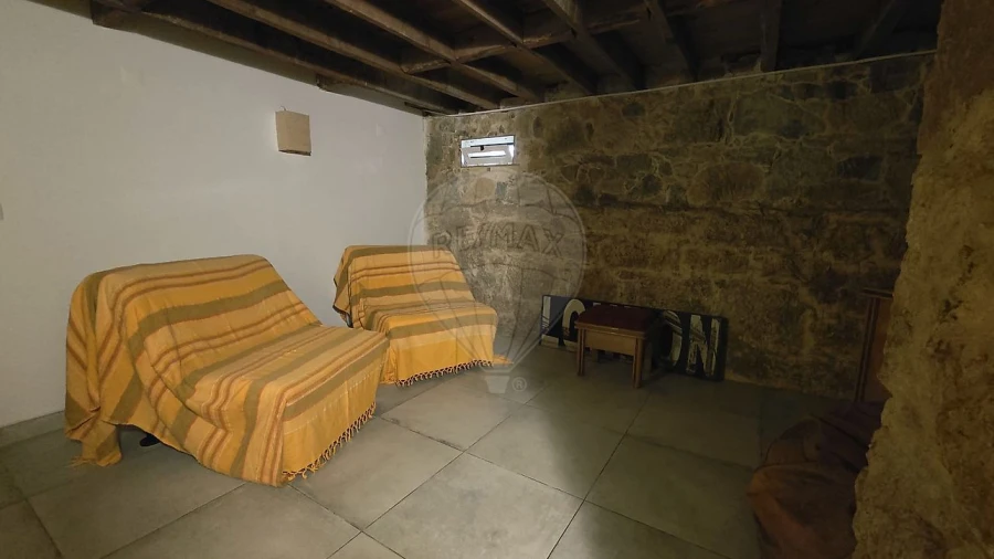 Apartamento T3 para Arrendamento em Alvalade