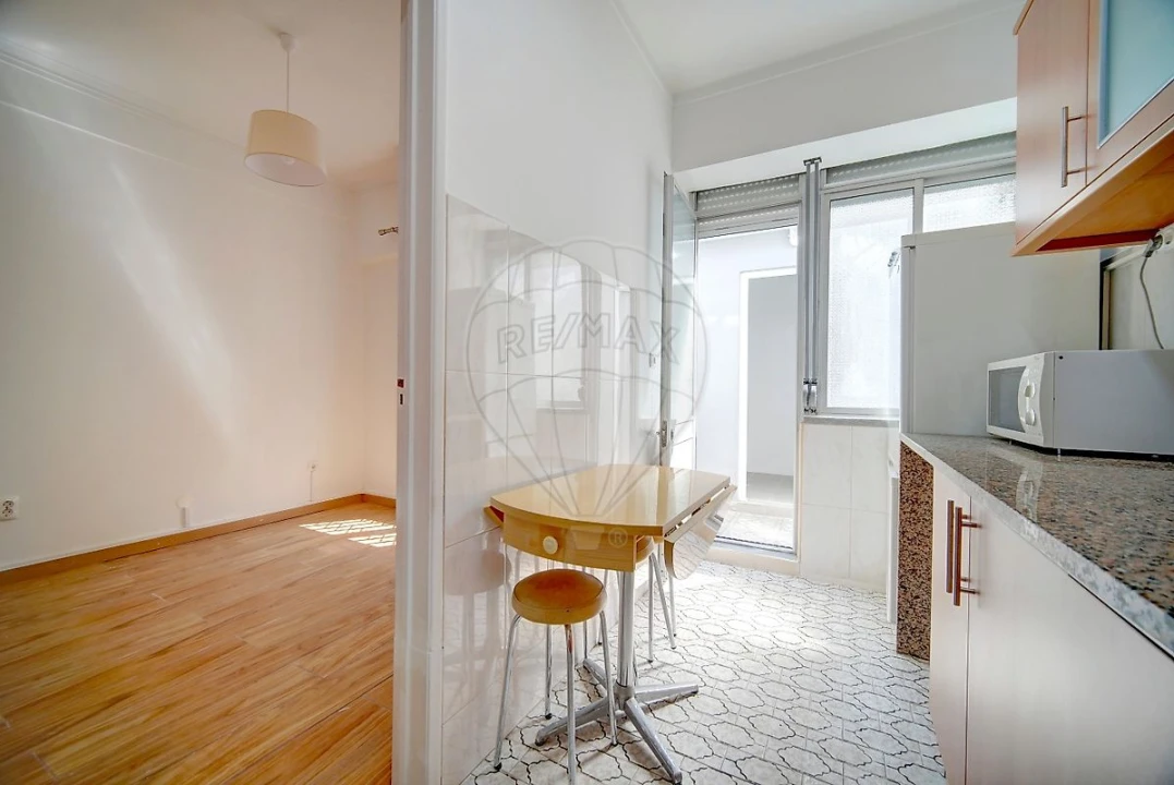 Apartamento T1 para Arrendamento em Camarate, Unhos e Apelação Foto 13