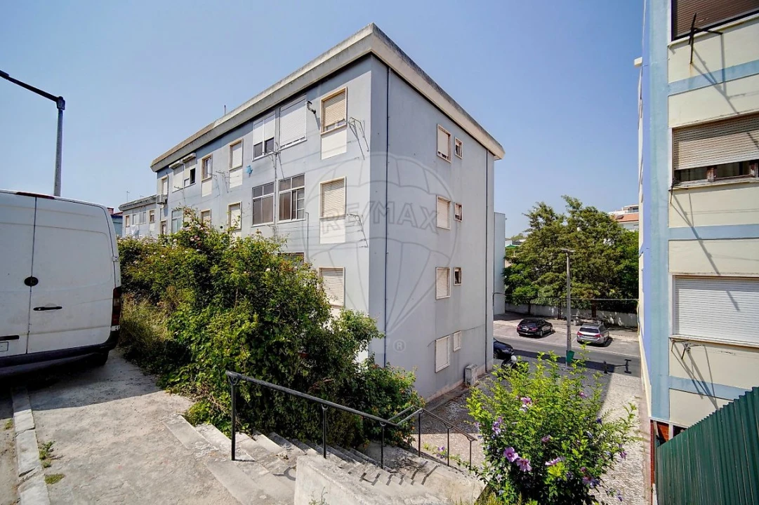 Apartamento T1 para Arrendamento em Camarate, Unhos e Apelação Foto 28