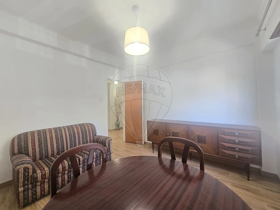 Apartamento T1 para Arrendamento em Camarate, Unhos e Apelação Foto 19