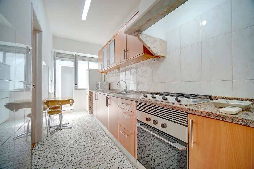 Apartamento T1 para Arrendamento em Camarate, Unhos e Apelação Foto 12