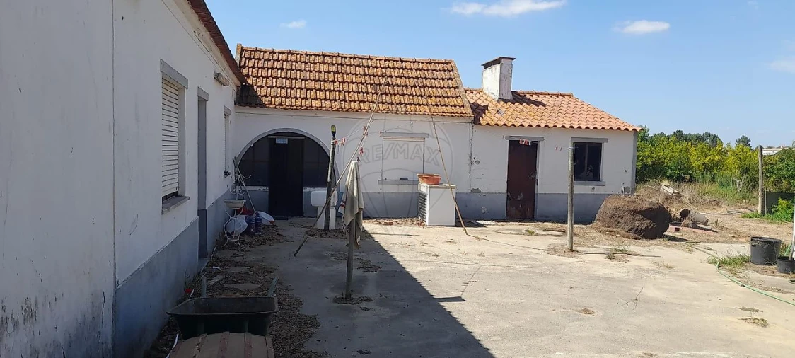 Moradia T2 para Venda em Fazendas de Almeirim Foto 7