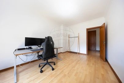 Apartamento T2 para Venda em Queluz e Belas