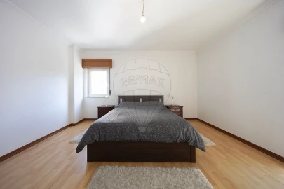 Apartamento T2 para Venda em Queluz e Belas