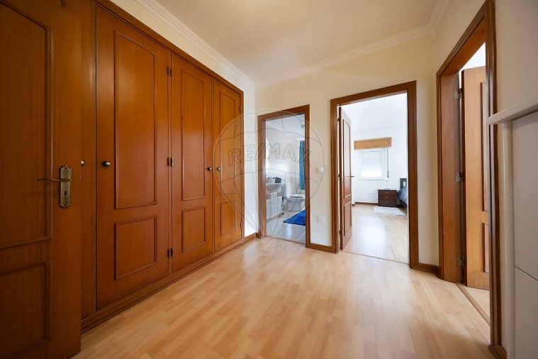 Apartamento T2 para Venda em Queluz e Belas Foto 20
