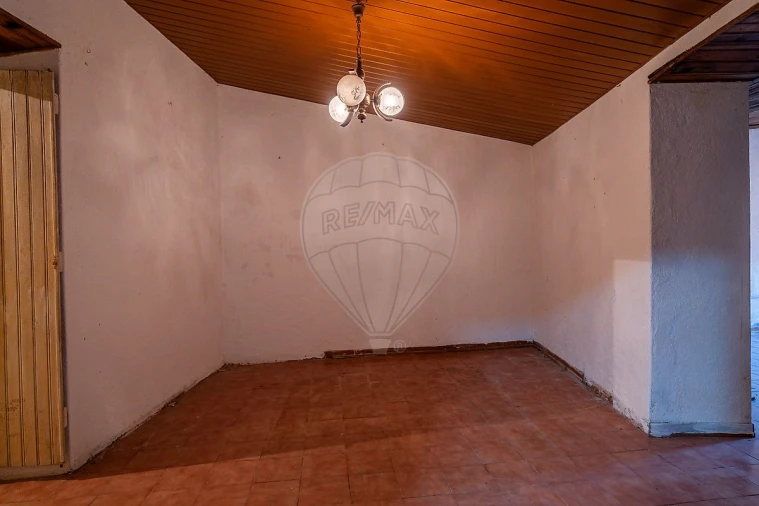 Moradia T3 para Venda em Alcanhões Foto 21