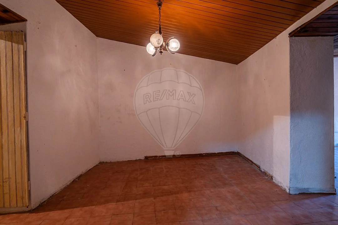 Moradia T3 para Venda em Alcanhões Foto 21