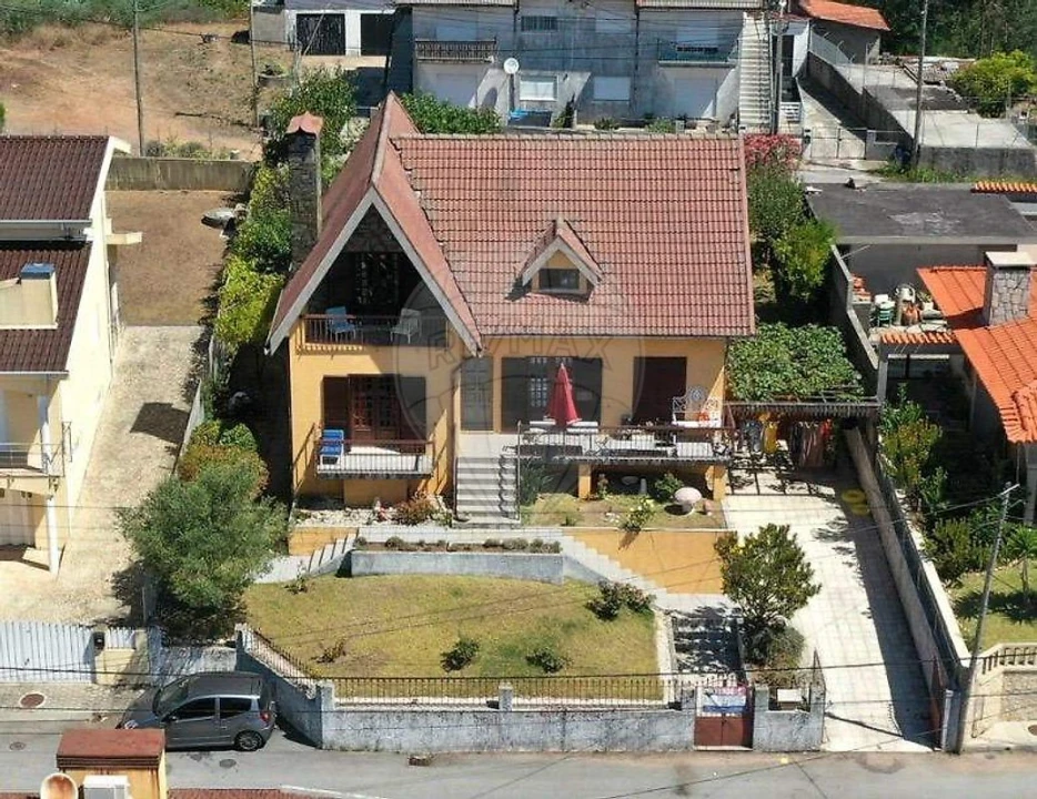 Moradia T3 para Venda em Canedo, Vale e Vila Maior Foto 1