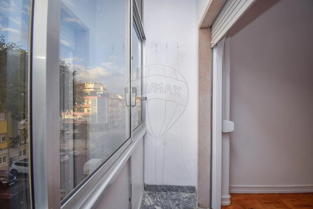 Apartamento T2 para Arrendamento em Venteira Foto 15