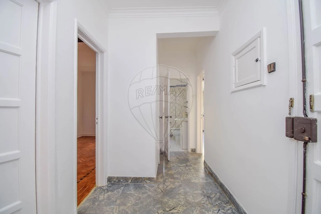 Apartamento T2 para Arrendamento em Venteira Foto 13
