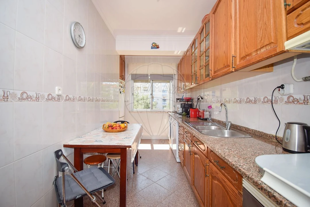 Apartamento T3 para Venda em Agualva e Mira-Sintra Foto 19
