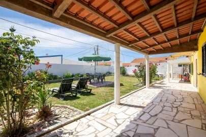 Moradia T4 para Venda em São Pedro da Cadeira