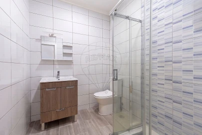 Moradia T4 para Venda em São Pedro da Cadeira