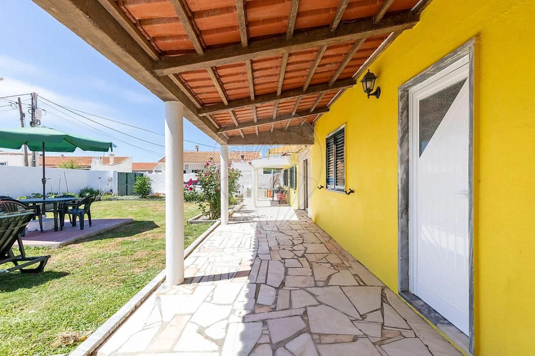 Moradia T4 para Venda em São Pedro da Cadeira Foto 31