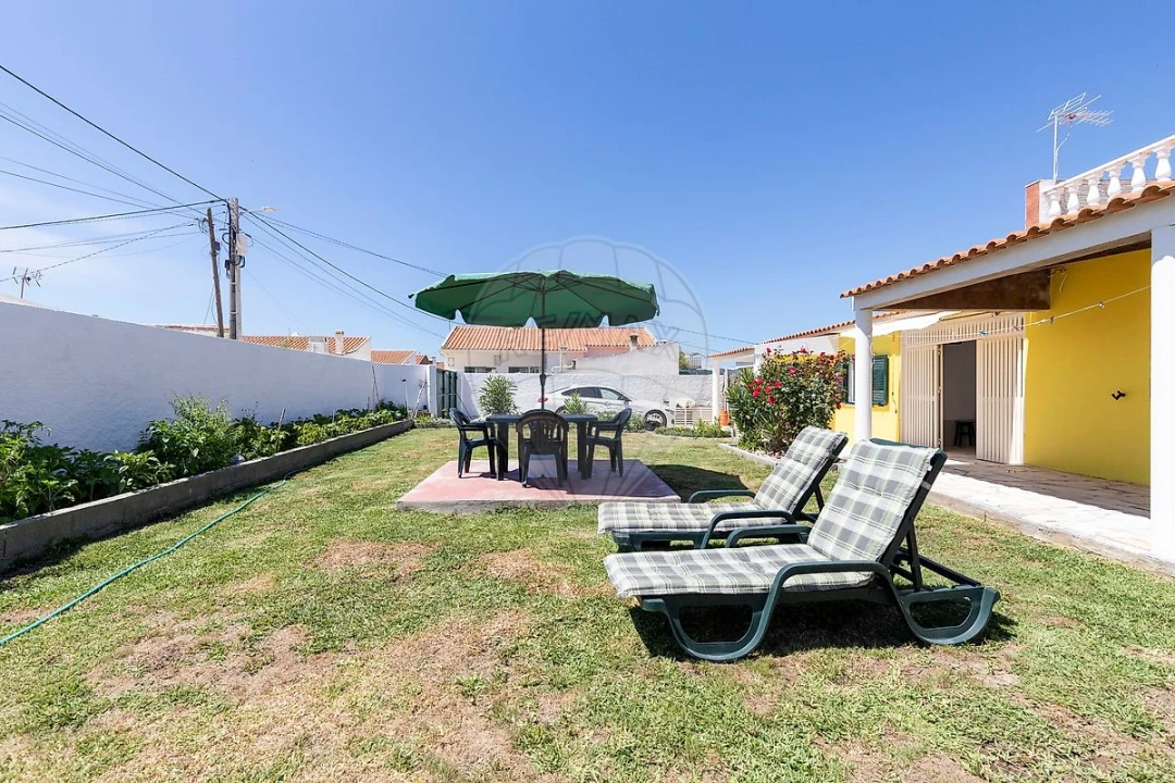 Moradia T4 para Venda em São Pedro da Cadeira Foto 28