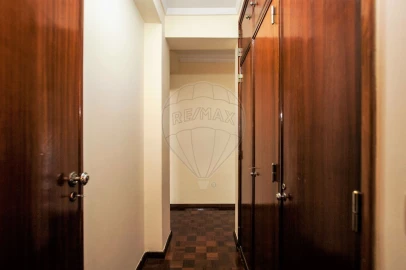 Apartamento T3 para Arrendamento em Arroios