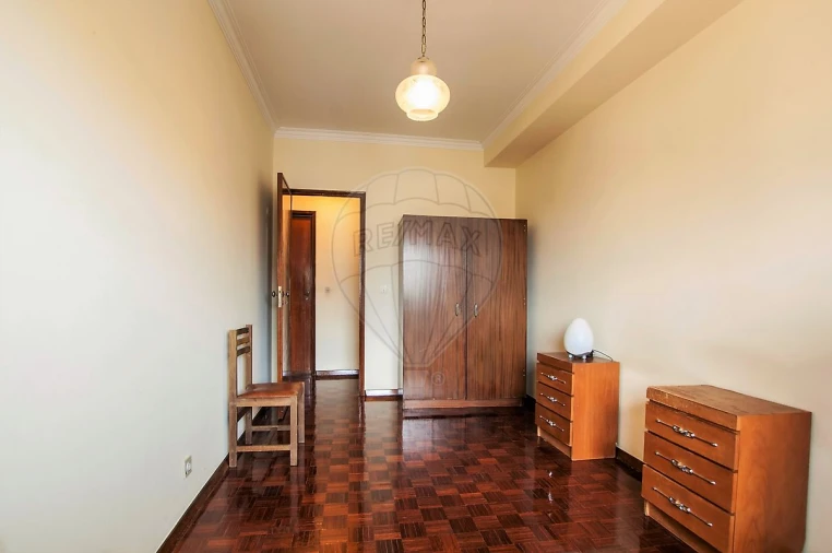 Apartamento T3 para Arrendamento em Arroios Foto 9