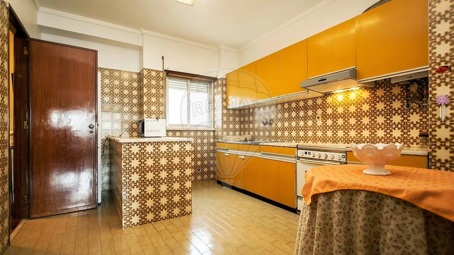 Apartamento T3 para Arrendamento em Arroios
