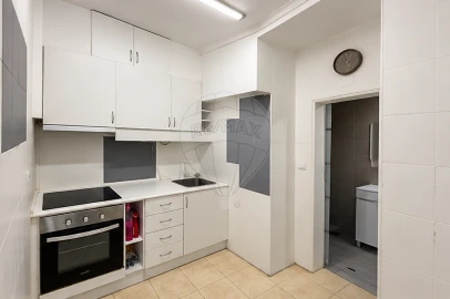 Apartamento T2 para Venda em Beato