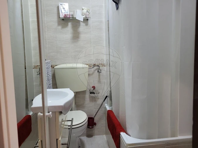 Apartamento T2 para Venda em Vialonga Foto 2