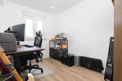 Apartamento T3 para Venda em Póvoa de Santa Iria e Forte da Casa