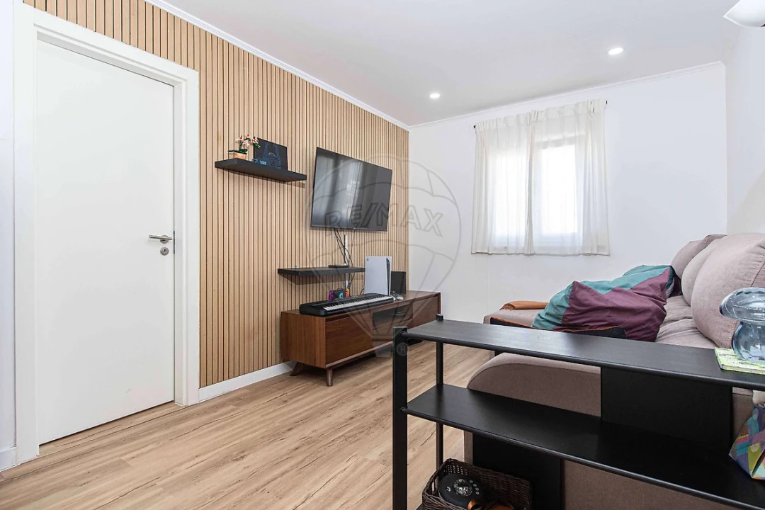 Apartamento T3 para Venda em Póvoa de Santa Iria e Forte da Casa Foto 19