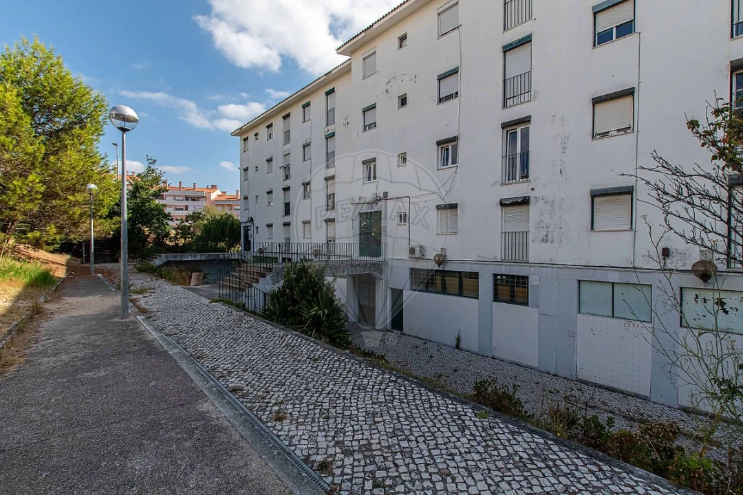 Apartamento T3 para Venda em Póvoa de Santa Iria e Forte da Casa Foto 9