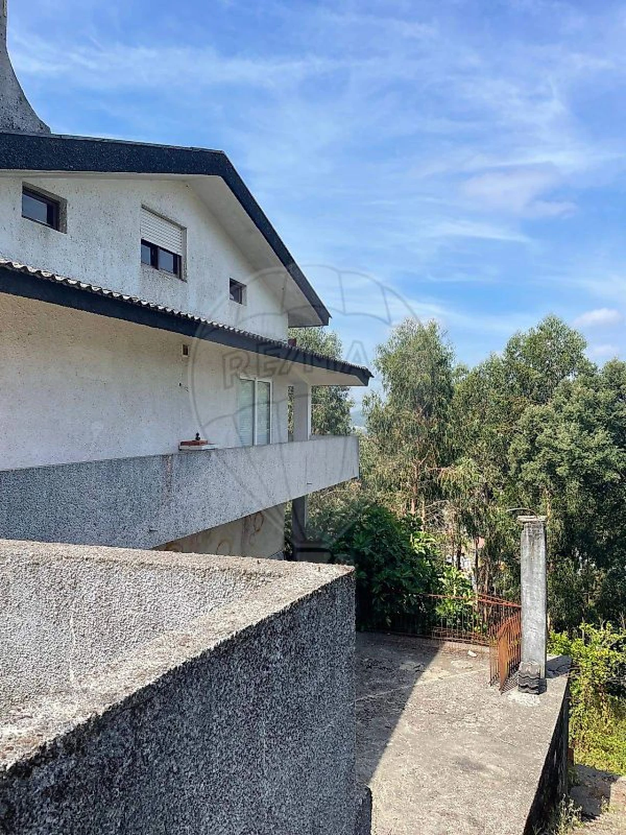 Moradia T5 para Venda em Macieira de Cambra Foto 3