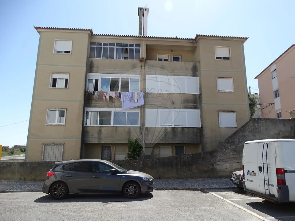 Apartamento para Venda em Pontinha e Famões Foto 3