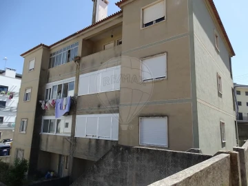 Apartamento para Venda em Pontinha e Famões