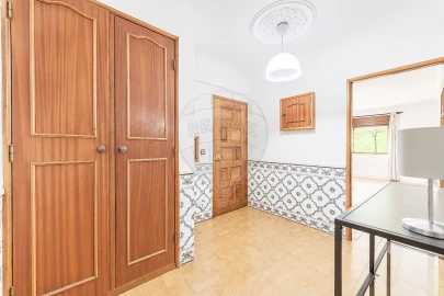 Apartamento T1 para Venda em Queluz e Belas