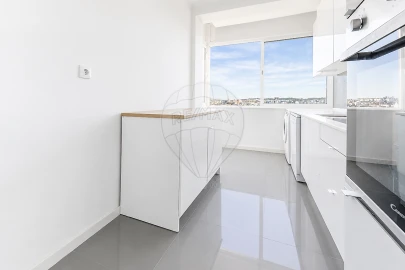 Apartamento T2 para Venda em Falagueira-Venda Nova