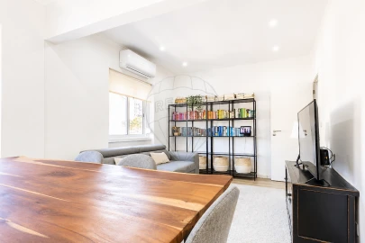 Apartamento T2 para Venda em Falagueira-Venda Nova
