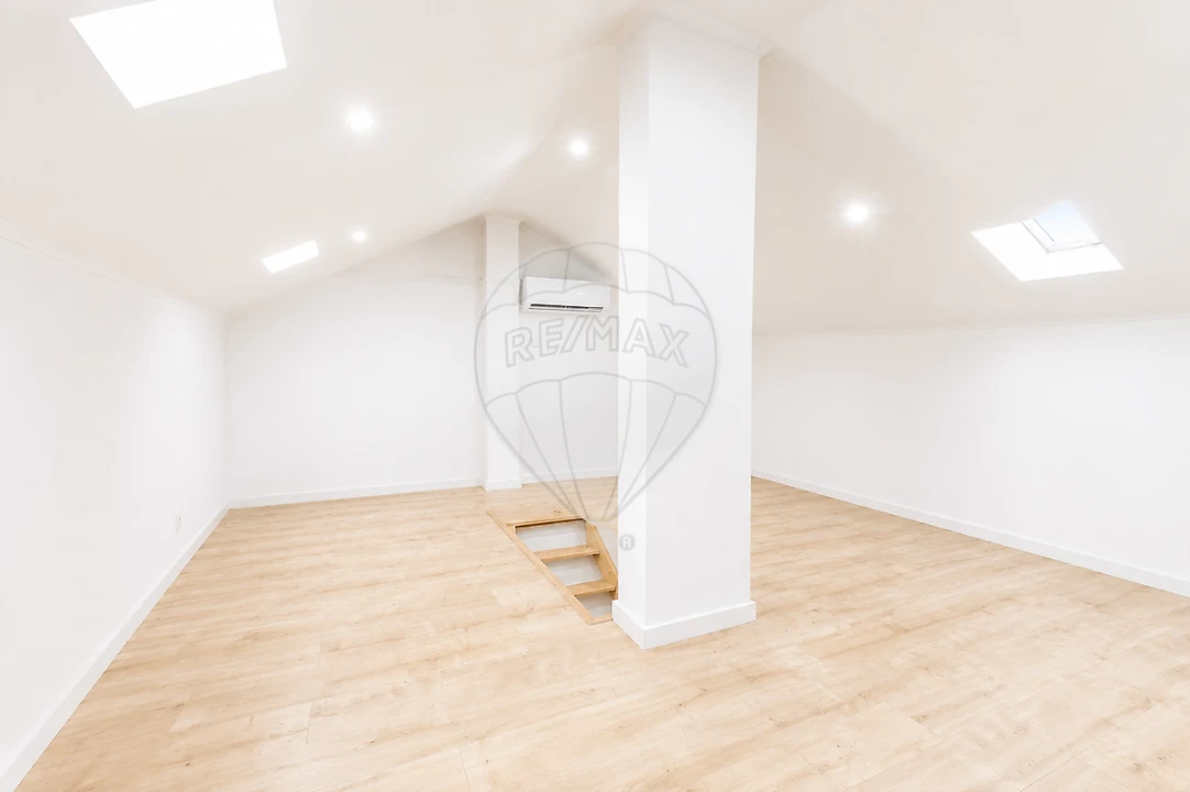 Apartamento T2 para Venda em Falagueira-Venda Nova Foto 22