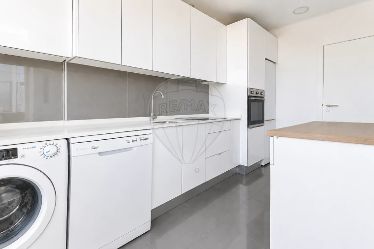 Apartamento T2 para Venda em Falagueira-Venda Nova Foto 7