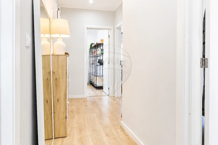 Apartamento T2 para Venda em Falagueira-Venda Nova Foto 15
