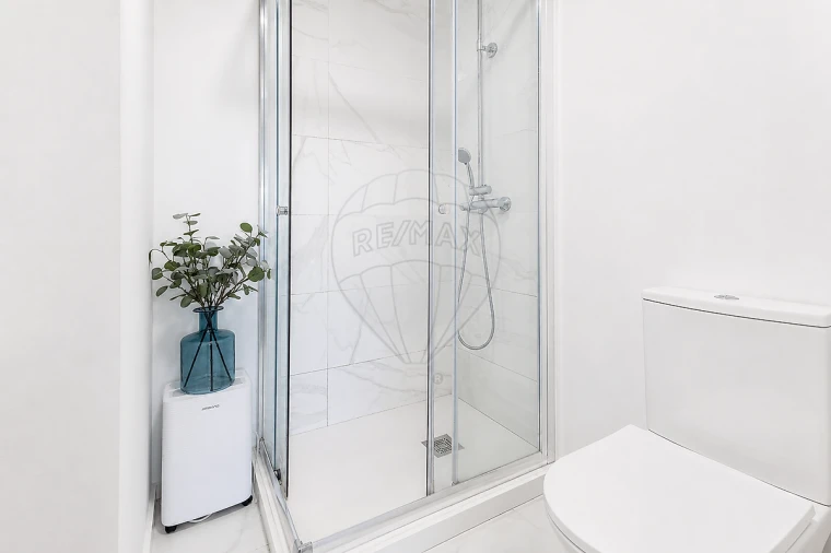 Apartamento T2 para Venda em Falagueira-Venda Nova Foto 16