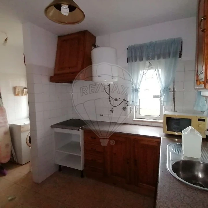 Apartamento T2 para Venda em São João Baptista e Santa Maria dos Olivais Foto 3