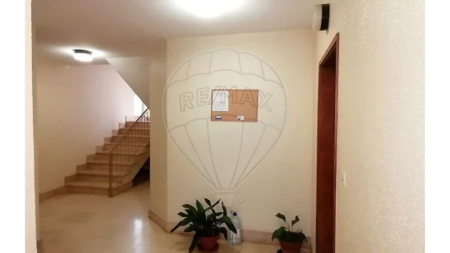 Apartamento T2 para Venda em São João Baptista e Santa Maria dos Olivais