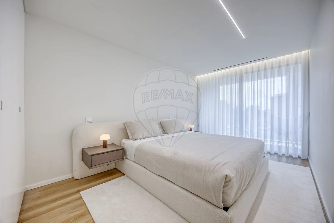 Apartamento T1 para Venda em Madalena Foto 26