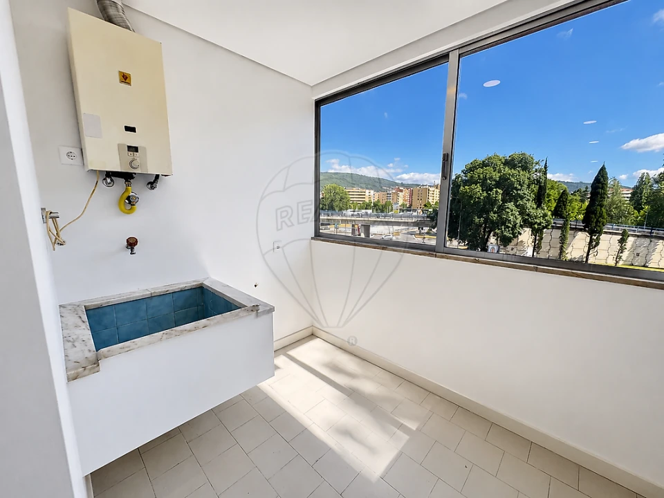 Apartamento T3 para Arrendamento em São Vitor (Braga) Foto 16