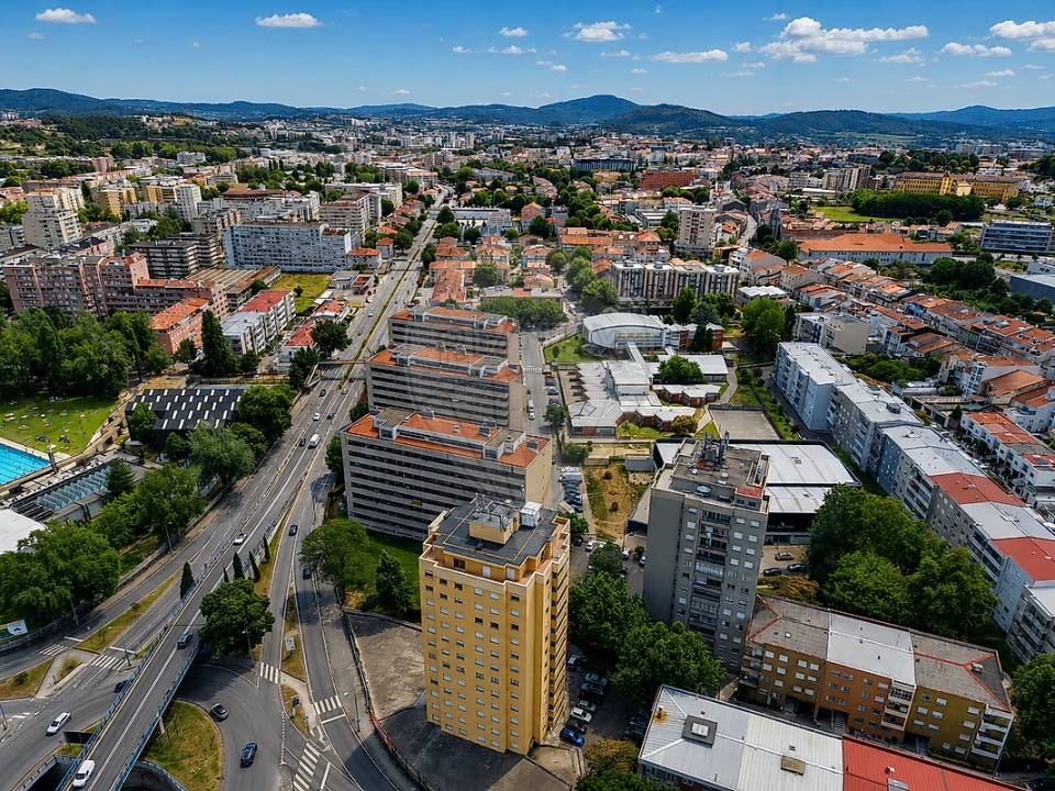 Apartamento T3 para Arrendamento em São Vitor (Braga) Foto 5