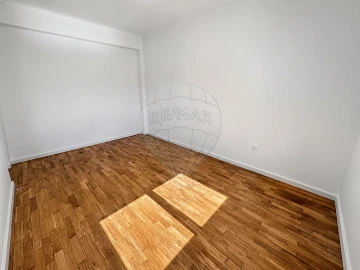 Apartamento T3 para Arrendamento em São Vitor (Braga)