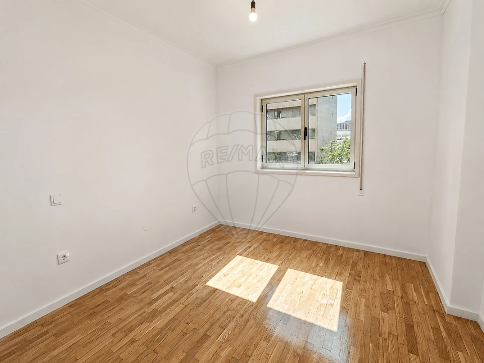 Apartamento T3 para Arrendamento em São Vitor (Braga) Foto 10