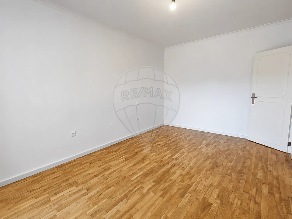 Apartamento T3 para Arrendamento em São Vitor (Braga) Foto 7