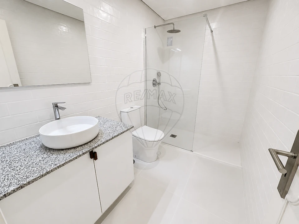 Apartamento T3 para Arrendamento em São Vitor (Braga) Foto 18