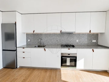 Apartamento T3 para Arrendamento em Braga (Maximinos, Sé e Cividade)