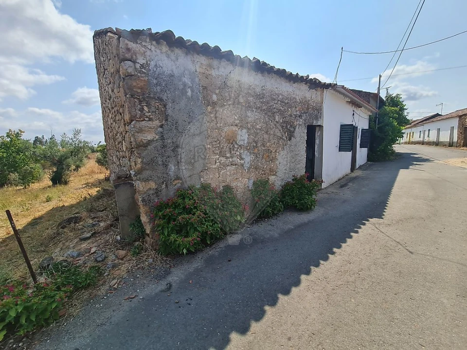 Moradia T4 para Venda em Carvoeiro Foto 14