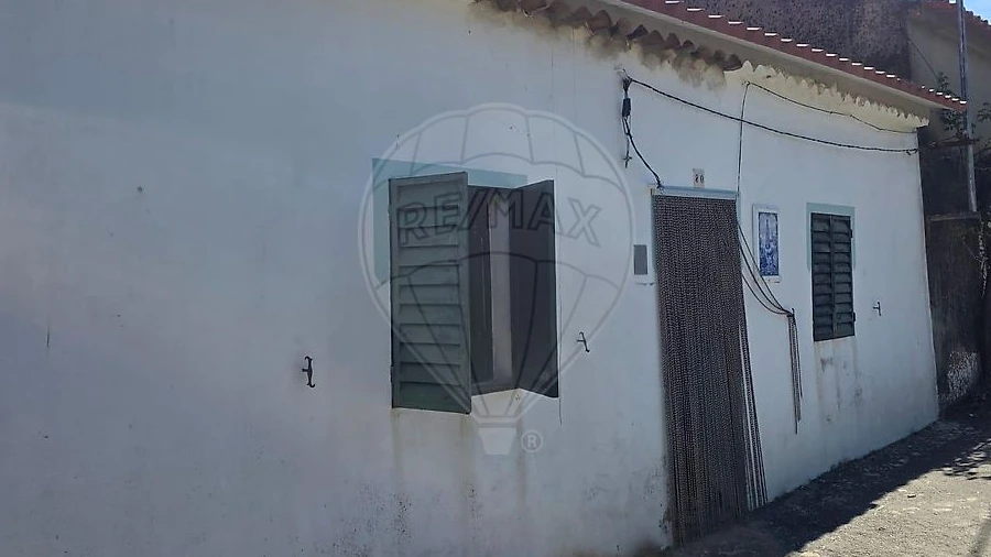 Moradia T4 para Venda em Carvoeiro