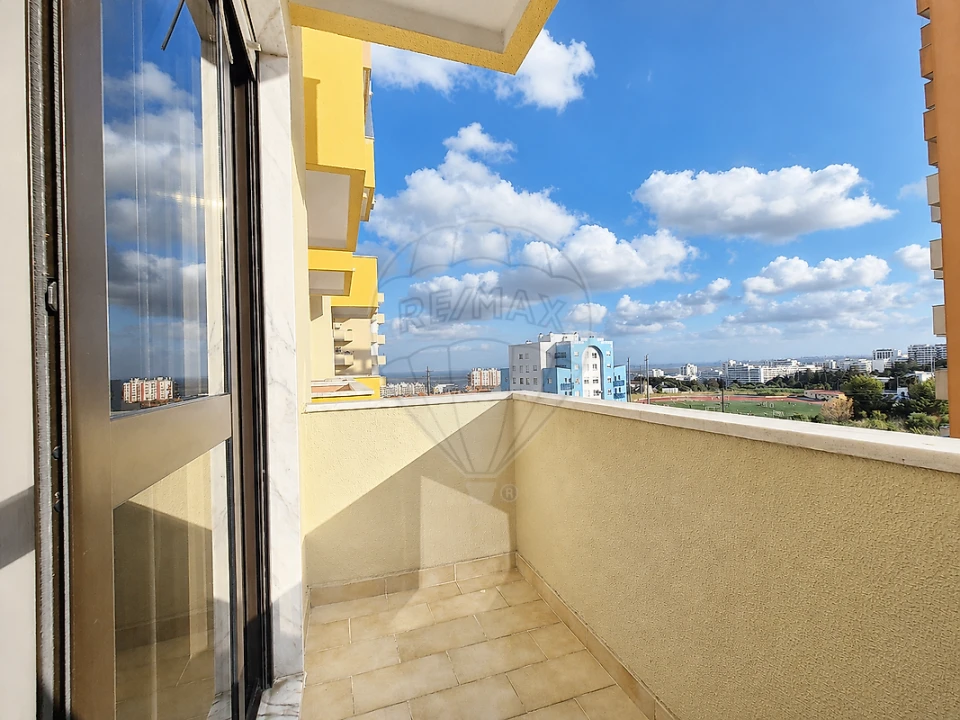Apartamento T2 para Arrendamento em Póvoa de Santa Iria e Forte da Casa Foto 21